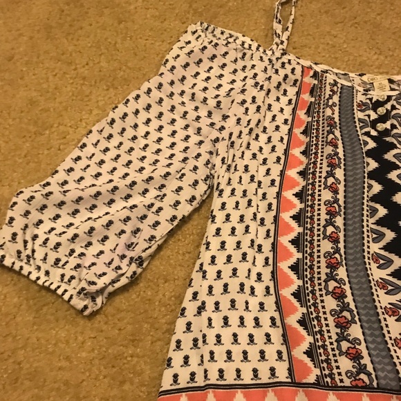 🛑🛑Catos Top🛑🛑 - Picture 2 of 5